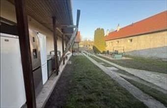 Eladó Etyeki családi ház hirdetés (75355448)