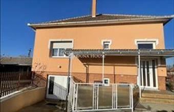 Eladó Csanyteleki családi ház hirdetés (32365434)