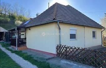 Eladó Sárbogárdi családi ház hirdetés (53737857)