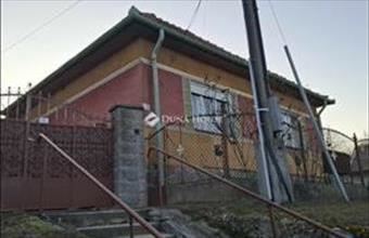 Eladó Vácegresi családi ház hirdetés (43483577)