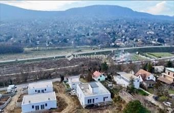 Eladó Budapest III. kerületi tégla lakás hirdetés (71334732)