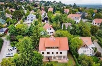 Eladó Szentendrei családi ház hirdetés (74357325)