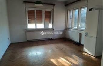 Eladó Budapest III. kerületi családi ház hirdetés (34845592)