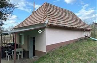 Eladó Baji hétvégi ház hirdetés (64744251)