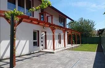Eladó Budapest XVI. kerületi családi ház hirdetés (25796346)
