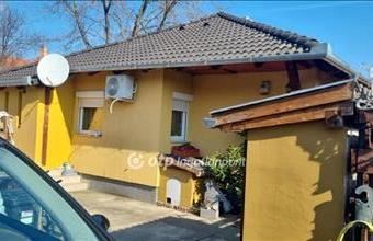 Eladó Tököli családi ház hirdetés (23397999)