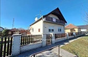 Eladó Füzesgyarmati családi ház hirdetés (92739294)