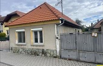 Eladó Büki családi ház hirdetés (31372949)