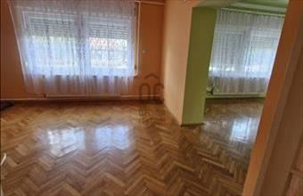 Eladó Abonyi családi ház hirdetés (92453492)