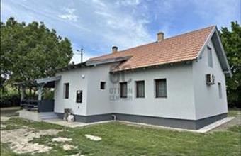 Eladó Dömsödi családi ház hirdetés (28839133)