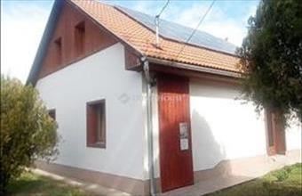 Eladó Kulcsi családi ház hirdetés (97675921)