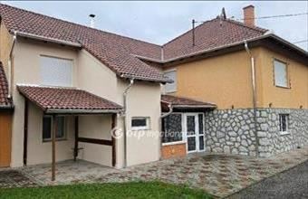 Eladó Felsőtárkányi családi ház hirdetés (44437813)