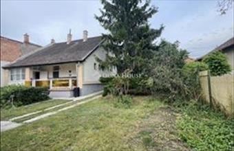 Eladó Budapest XVIII. kerületi családi ház hirdetés (82797249)