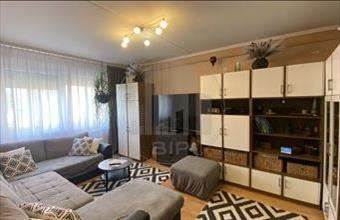 Eladó Győri panel lakás hirdetés (98572379)