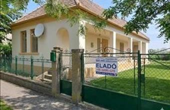 Eladó Sikátori családi ház hirdetés (78479743)