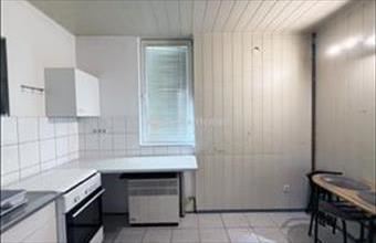 Eladó Szekszárdi csúsztatott zsalus lakás hirdetés (36414248)