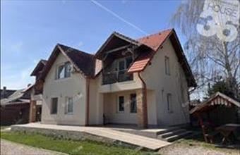 Eladó Cserkeszőlői családi ház hirdetés (38493334)