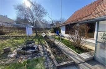 Eladó Péceli családi ház hirdetés (67374337)
