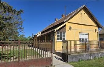 Eladó Abádszalóki családi ház hirdetés (73475664)