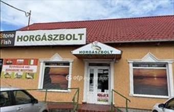 Eladó Balassagyarmati üzlethelyiség utcafronton hirdetés (96347434)