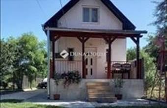 Eladó Budapest XVII. kerületi családi ház hirdetés (77923545)