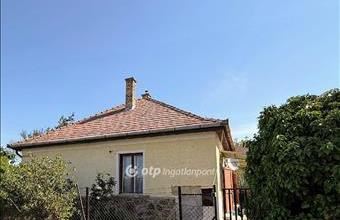 Eladó Kápolnásnyéki családi ház hirdetés (43243177)