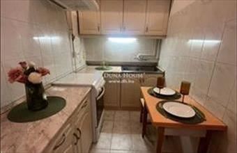 Eladó Budapest V. kerületi tégla lakás hirdetés (33152472)