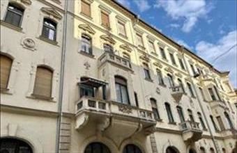 Eladó Budapest V. kerületi tégla lakás hirdetés (33637743)
