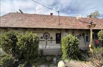 Eladó Sukorói családi ház hirdetés (24244617)