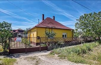 Eladó Bölcskei családi ház hirdetés (78697229)