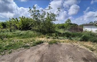 Eladó Tiszafüredi lakóövezeti telek hirdetés (39628322)