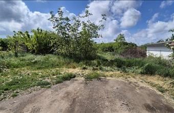 Eladó Tiszafüredi lakóövezeti telek hirdetés (39628322)