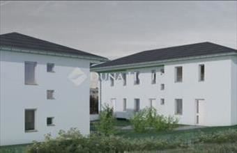 Eladó Váci sorház hirdetés (23512436)