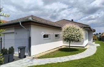 Eladó Szombathelyi családi ház hirdetés (94954773)