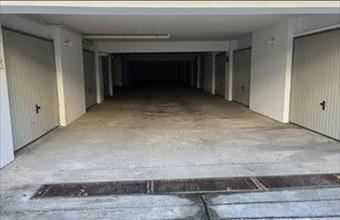 Eladó Debreceni egyedi garázs hirdetés (33929793)