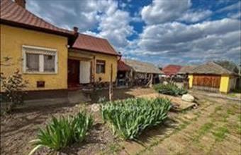 Eladó Hajdúszoboszlói családi ház hirdetés (96333937)
