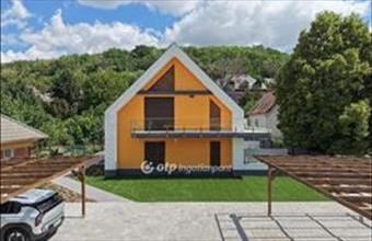 Eladó Balatonfűzfői tégla lakás hirdetés (33892692)