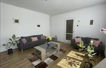 Eladó Váci sorház hirdetés (92936342)