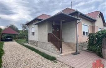Eladó Pilinyi családi ház hirdetés (13246789)