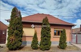 Eladó Balassagyarmati családi ház hirdetés (26422862)