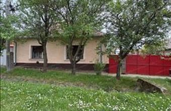 Eladó Adorjánházai családi ház hirdetés (87429678)