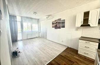 Eladó Váci panel lakás hirdetés (42569759)