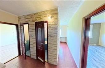 Eladó Veszprémi panel lakás hirdetés (95328422)