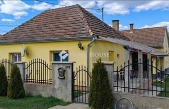 Eladó Nőtincsi családi ház hirdetés (44372498)