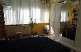 Eladó Budapest XX. kerületi csúsztatott zsalus lakás hirdetés (64774387)