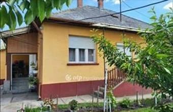Eladó Nagyfügedi családi ház hirdetés (68536753)