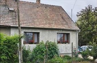 Eladó Kömlődi családi ház hirdetés (23425654)