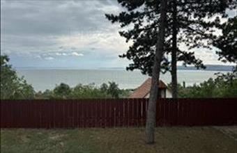 Eladó Balatonkenesei hétvégi ház hirdetés (98434955)