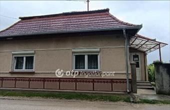Eladó Kiskunlacházai családi ház hirdetés (54484661)
