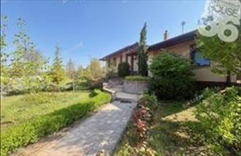 Eladó Kecskeméti családi ház hirdetés (56536953)